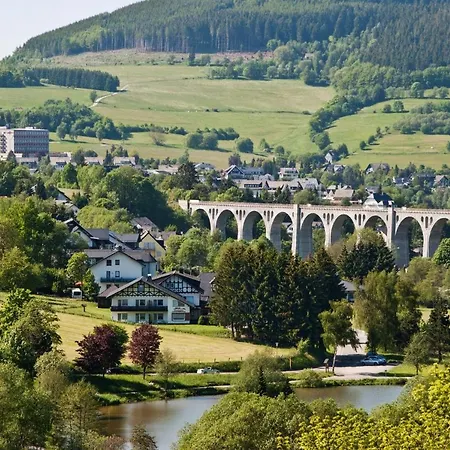 Komfort-fewo Schoener Platz Am Rathaus Appartamento *