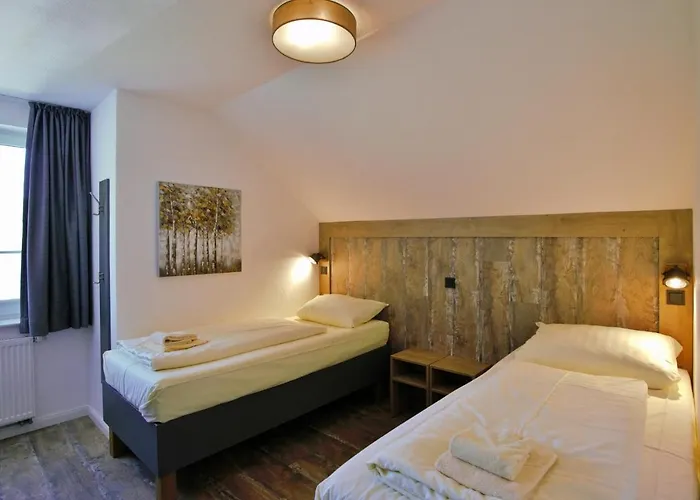 Komfort-fewo Schoener Platz Am Rathaus *